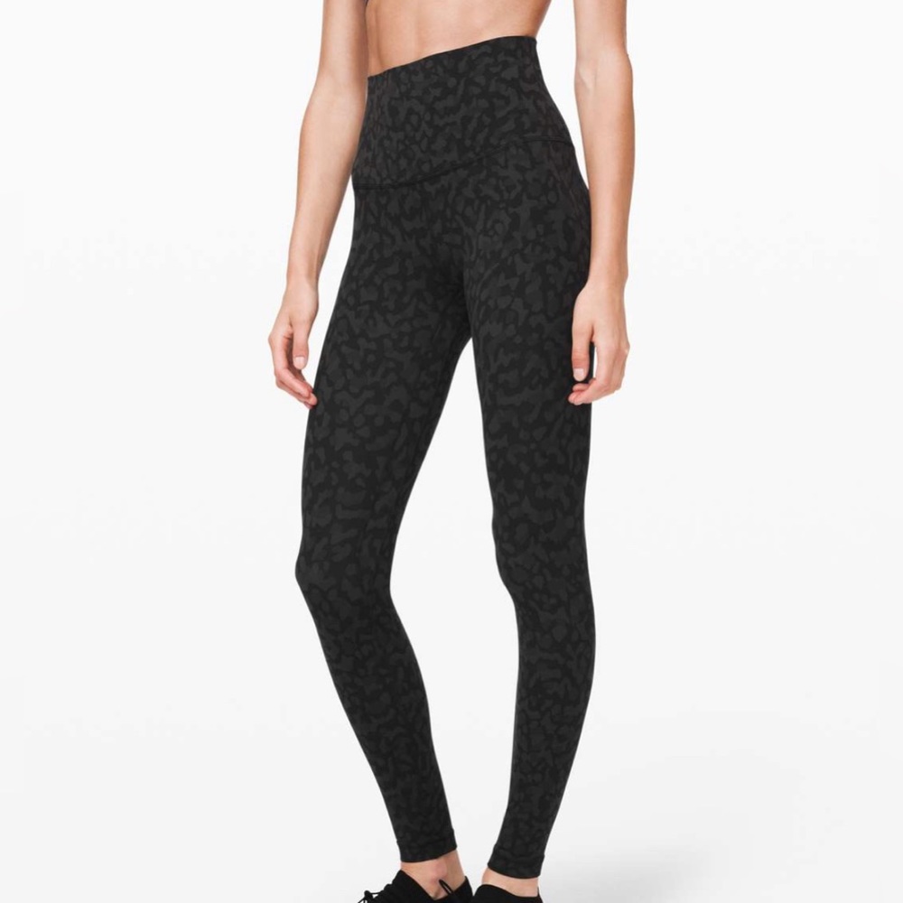 Lululemon Align Super High Rise Pant 28" COLOR BLACK/CAMO SIZE 8